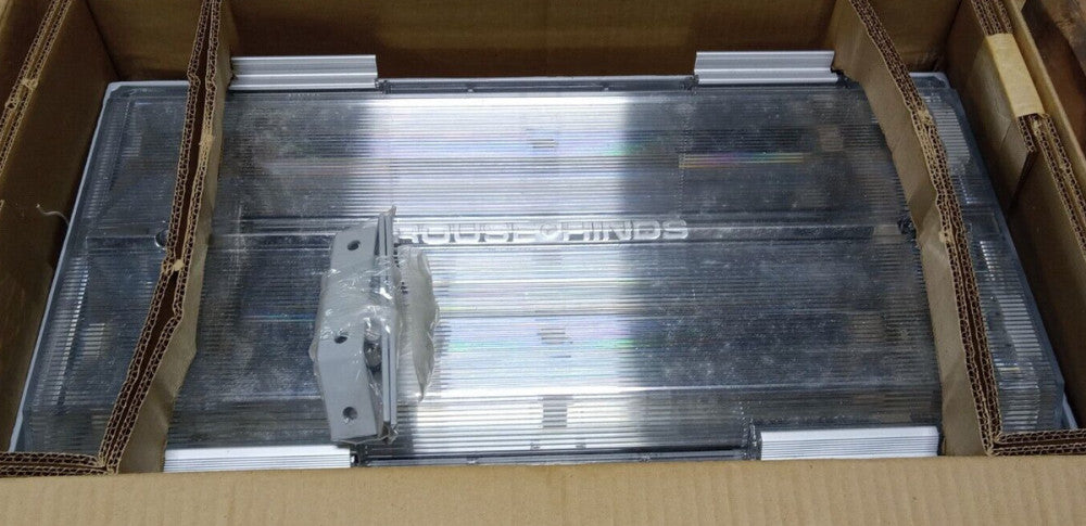 NEW CROUSE HINDS HAZARDOUS / WET LOC FLOURESCENT LIGHT FIXTURE 40W 277 VAC