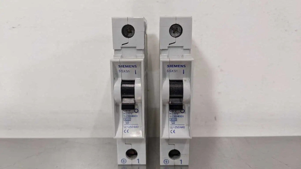 2 Pack Siemens 5SX51 C20 Miniature Circuit Breaker 20A 220VDC 230/400VAC 1 Pole