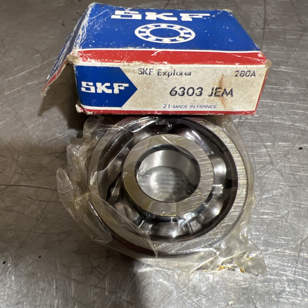 SKF 6303 JEM 30mm ID x 72mm OD Radial Deep Groove Ball Bearing Nos Surplus
