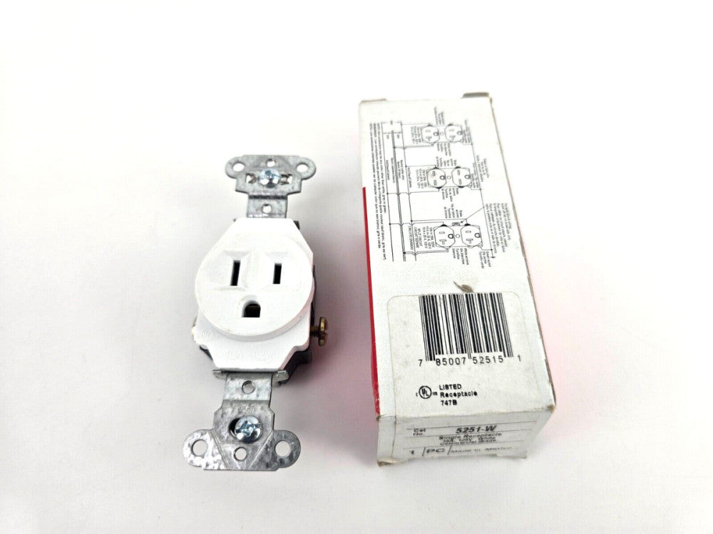 1pc Pass & Seymour Single Receptacle 5251-W White 15A 125V Commercial Grade