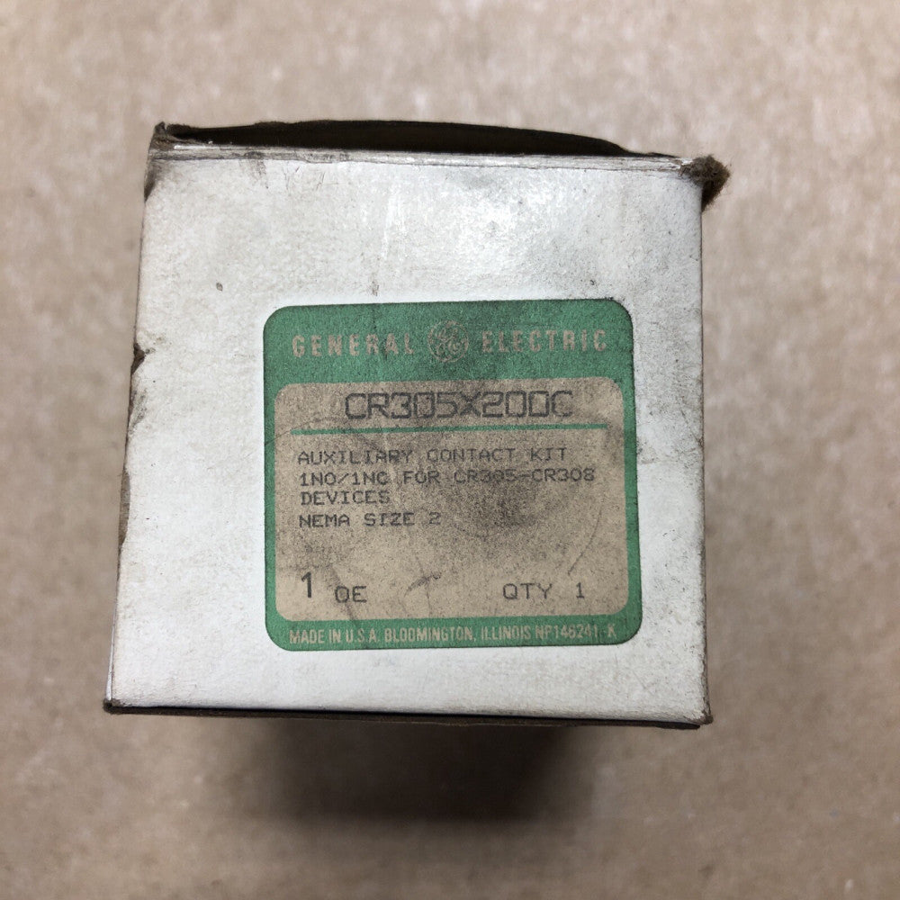 GENERAL ELECTRIC CR305X200C AUXILIARY CONTACT KIT *NEW IN BOX*
