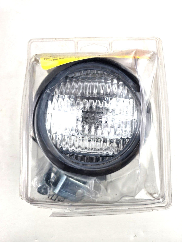 Peterson Manufacturing V507 Tractor Light Rubber Housing Sealed Beam w/ Bracket