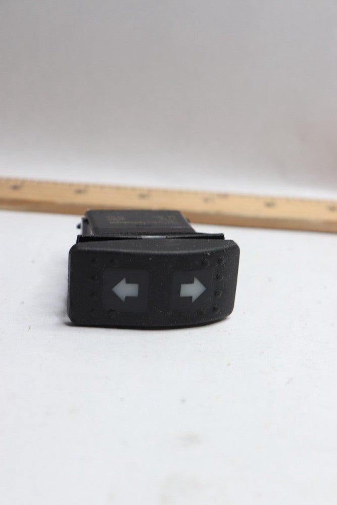 SPDT 3 Position Switch 86313950