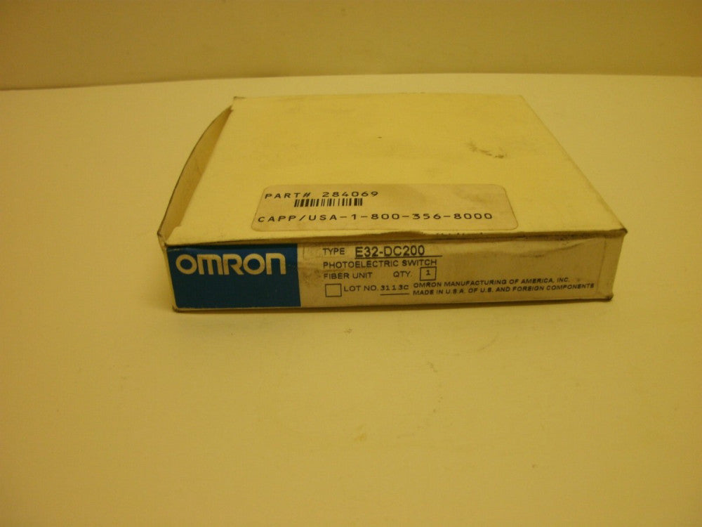 OMRON E32-DC200 PHOTOELECTRIC SWITCH M6 30 MM SENSING DISTANCE NEW IN BOX