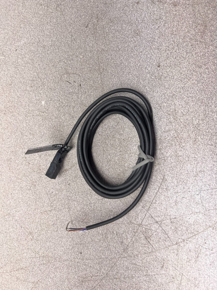 NEW NO BOX KOYO SENSOR APS25-8S-E-D