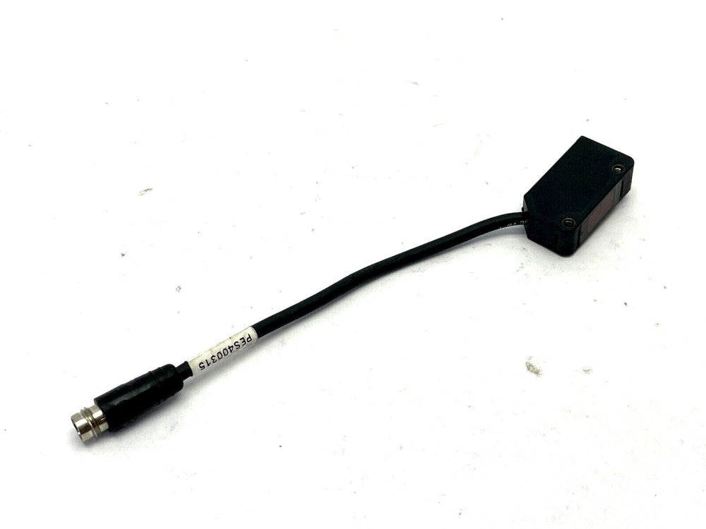 Keyence PZ-M62P Built-In Amplifier Photoelectric Sensor Square Retro-Reflective