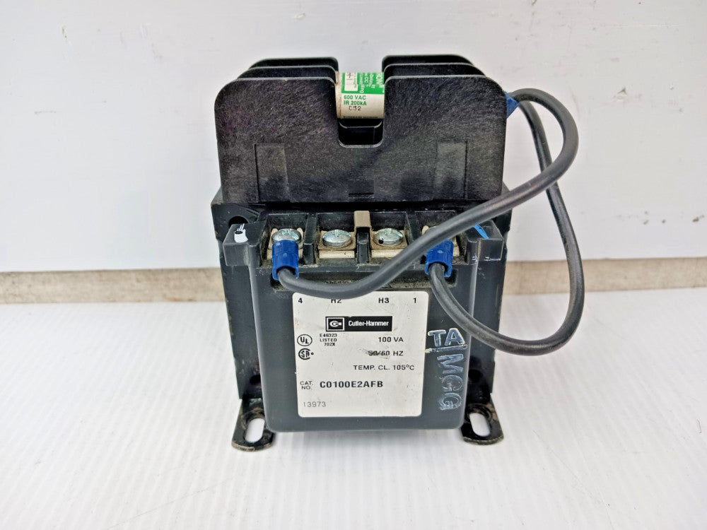Cutler Hammer 100 VA Industrial Control Transformer 2P 600V C0100E2AFB W/ Fuses