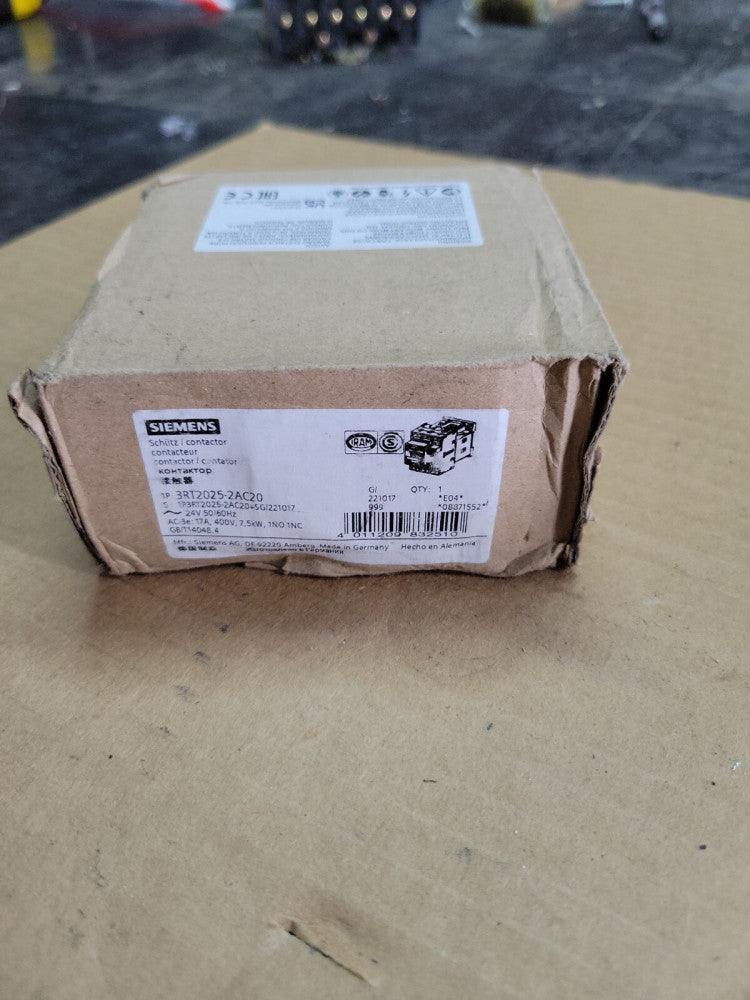 SIEMENS SIRIUS 3RT2025-2AC20 35A 600VAC CONTACTOR