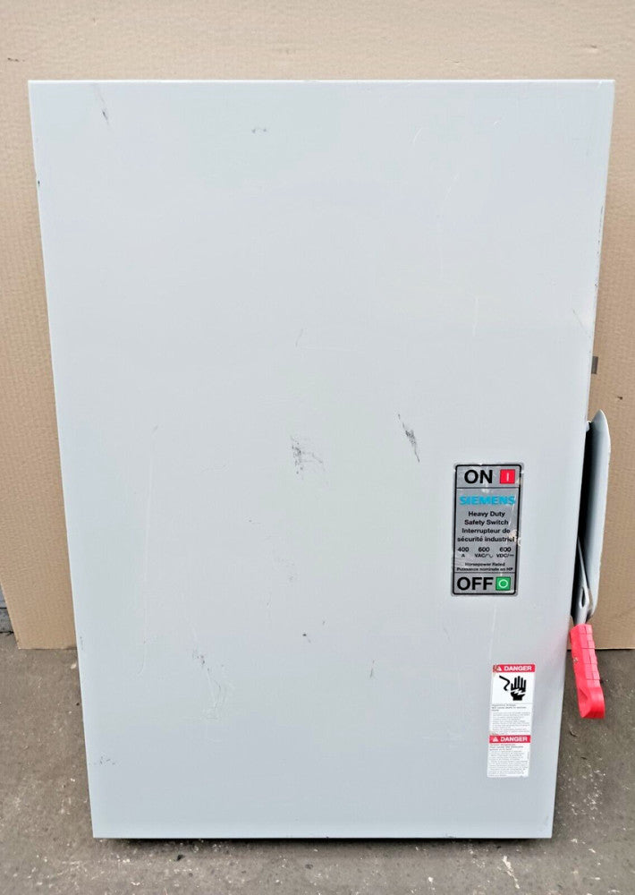 NEW SIEMENS 400 AMP NON-FUSIBLE SAFETY SWITCH DISCONNECT 600 VAC 3R/3S HNF365JA