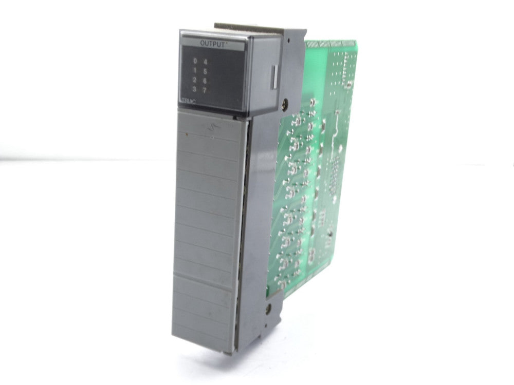 ALLEN BRADLEY 1746-OA8 PLC MODULE USED