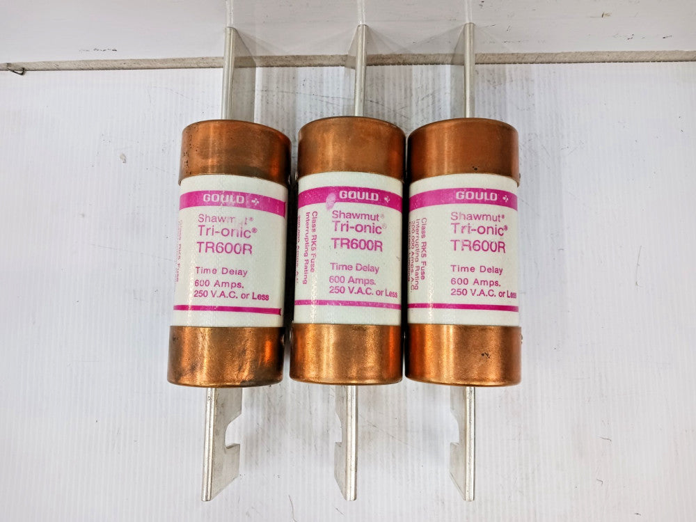 Lot Of Three) New Gould Shawmut Tri-onic 600 Amp Time-Delay RK5 Fuse 250V TR600R