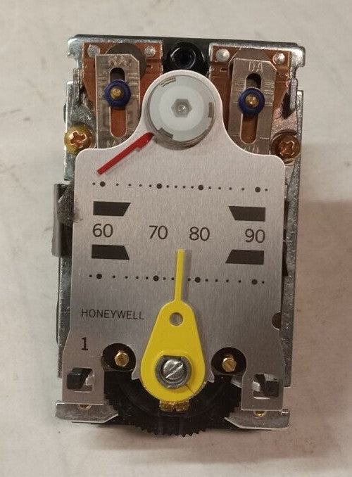 NEW HONEYWELL TP972A2002 PNEUM. THERMOSTAT 13 PSI REVERSE 18 PSI DIRECT 60-90ºF