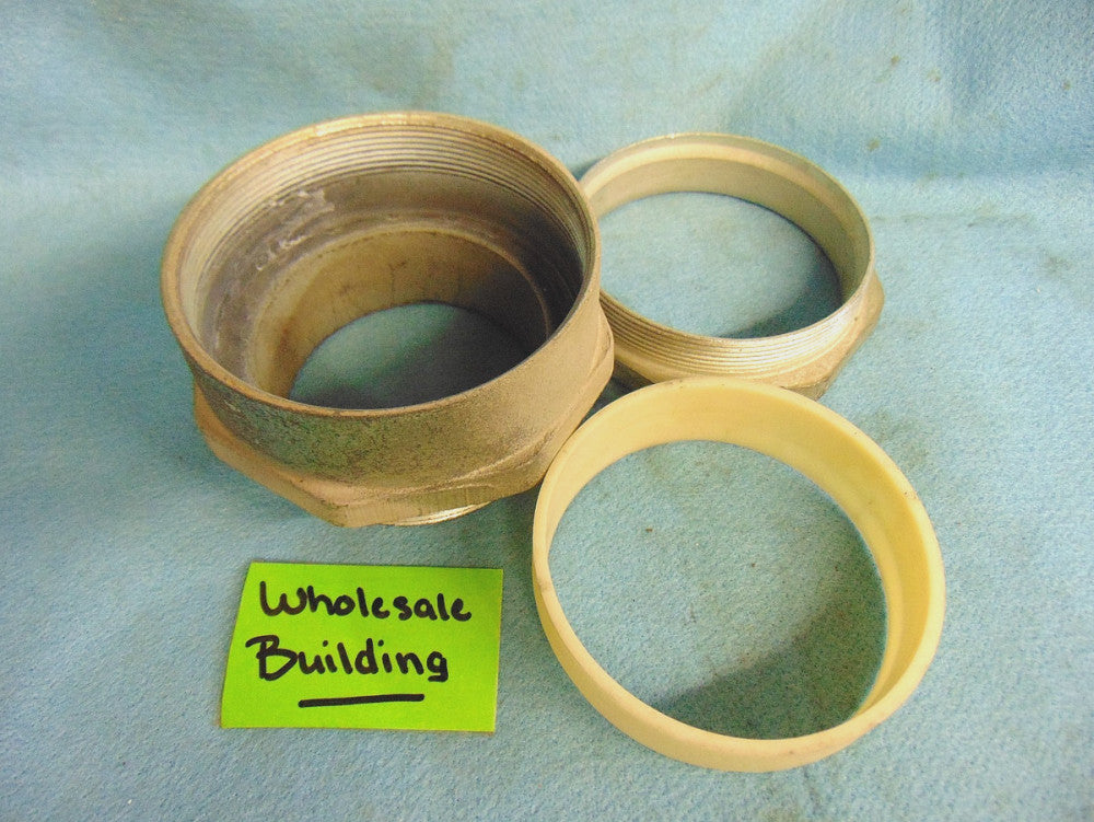 4" CONDUIT BUSHING AND 3-1/2" REDUCER