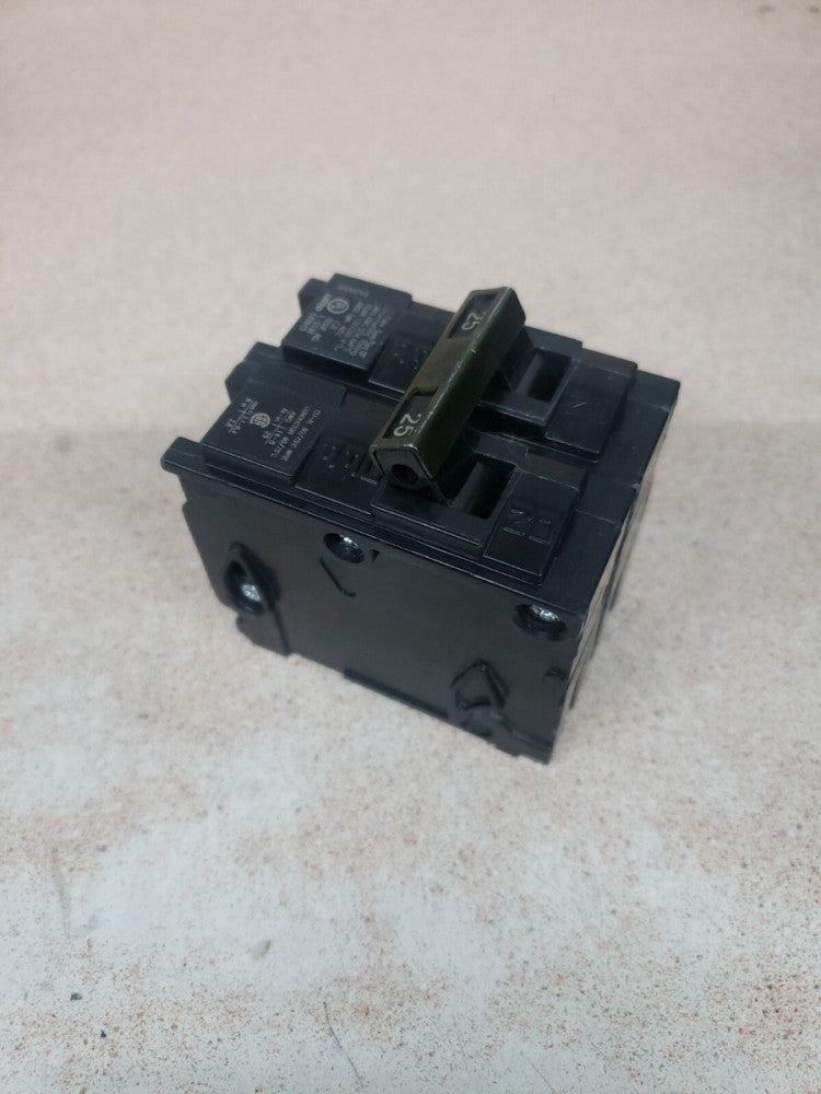 NEW OLD STOCK Siemens Q225 25A 2-Pole Type QP Circuit Breaker