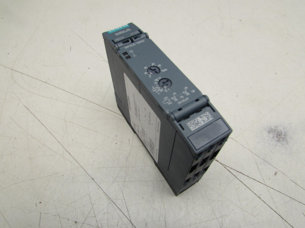 SIEMENS SIRIUS TIME RELAY 3RP2525-1BB30 24V AC/DC RANGE-0.85-1.1 XLNT USED !!