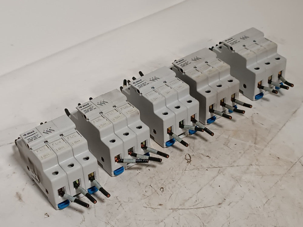 Lot of 5 Gould USCC3 Ultrasafe CC fuse holders 3-pole, 600V 30A, WITH FUSES