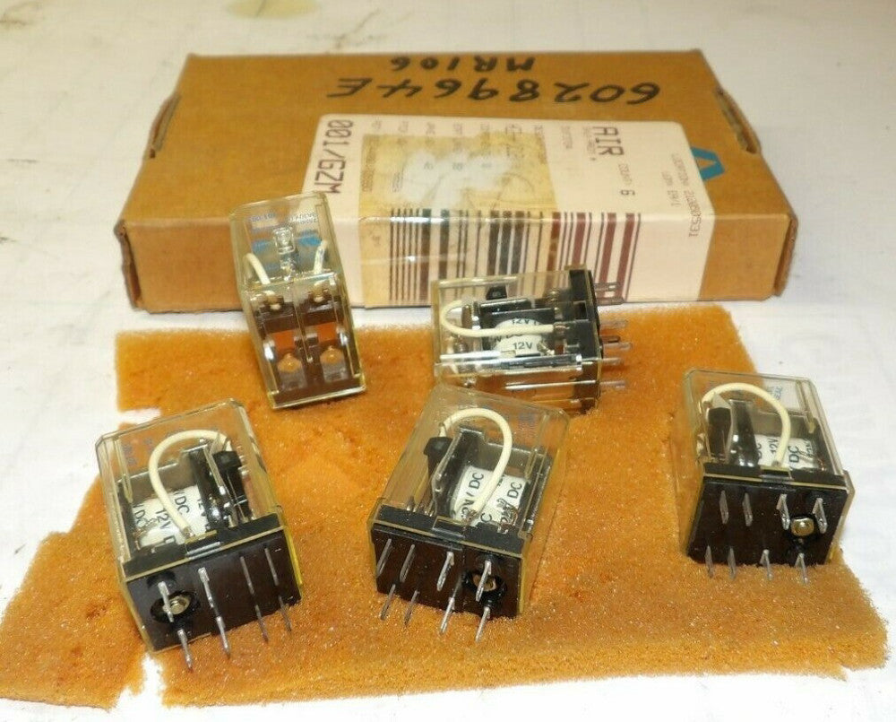 LOT OF 5) NEW NAIS 7 AMP 125-250 VAC 8 PIN RELAY 3 AMP 30 VDC 1/6 HP HC2-H-DC12V