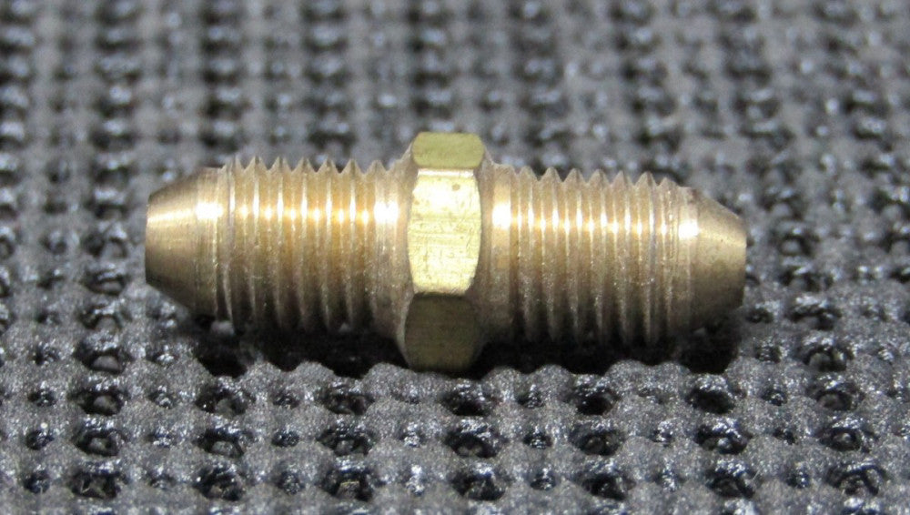 TRICO FC-1002 5/16" 24 TPI MALE CENTRAL LUBRICATION SYSTEM FITTING - LOT OF 3