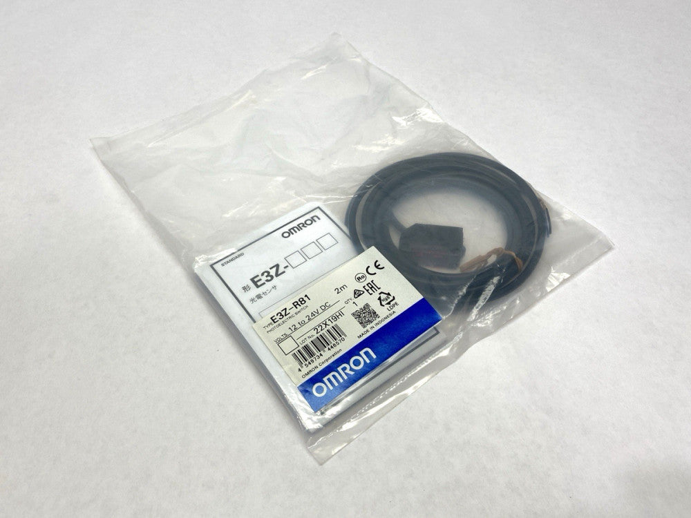 Omron E3Z-R81 Photoelectric Sensor 12-24VDC 2m