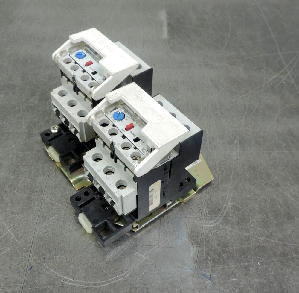 Allen-Bradley 592-A1CT & 592-A1DT Overload Relay on 509-TOD-A1D Base