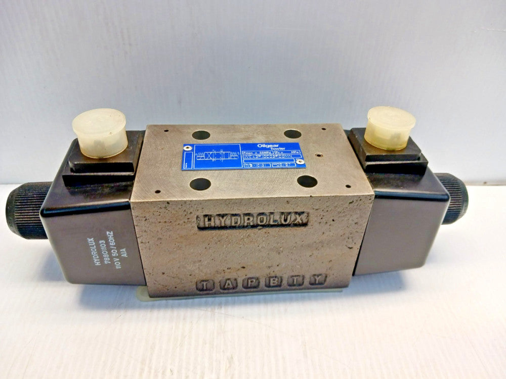 New Oilgear WE43P10C03PCOMN Hydraulic Solenoid Valve 110 Vac