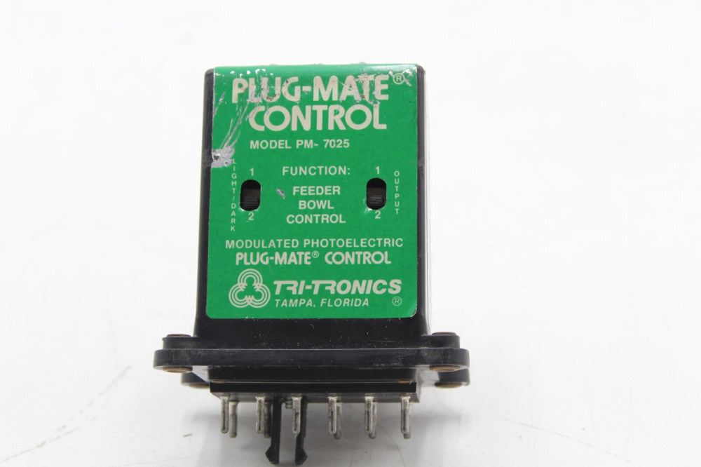 TRI-TRONICS PM-7025 Plug-Mate Feeder Bowl Control