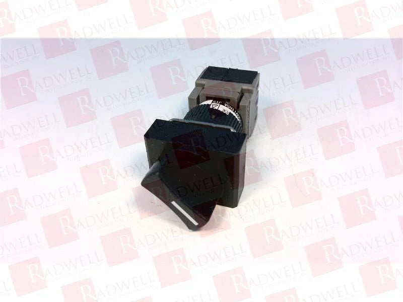 FUJI ELECTRIC AH164-P2B11 / AH164P2B11 (NEW IN BOX)
