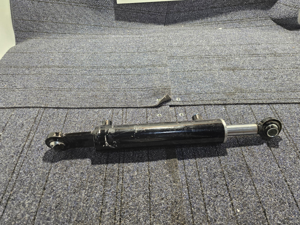 Hydraulic Welded Cylinder 2.37" OD x 1.11" Rod x 21" Retracted Length