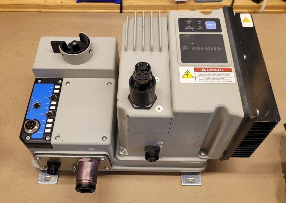 Allen Bradley 284G-FVD4P0D-10-RRG-CBG- DB1-EMI Armorstart Control Module No.3