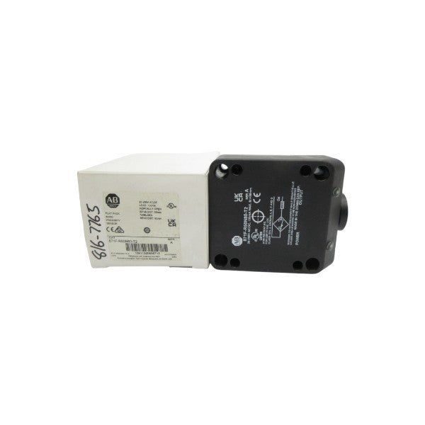 ALLEN BRADLEY 871F-R50N80-T2 SER. A 20-250VAC/DC (WH) NSMP