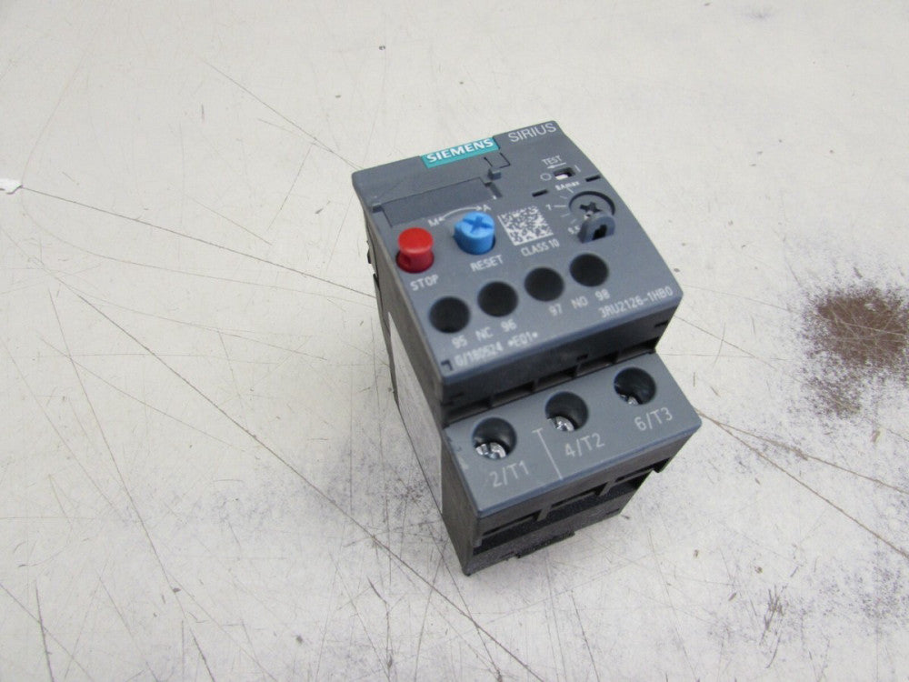SIEMENS SIRIUS 3RU2126-1HB0 5.5-8FLA 600V OVERLOAD RELAY XLNT USED TAKEOUT 
