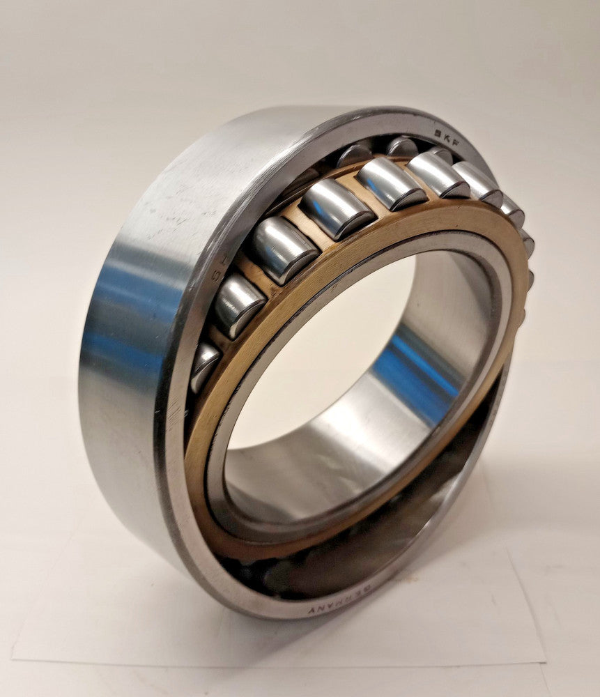 SKF 23026-C-Brass Spherical Roller Bearing 130x200x52mm ref#'s 23026CC-W33