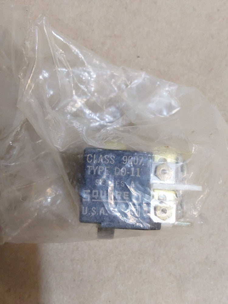  SQUARE D 9007-DO11 SNAP SWITCH  NEW