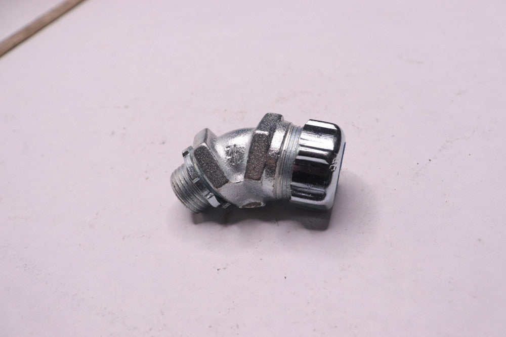 Thomas & Betts Liquidtight Conduit Connector 1/2" 5244