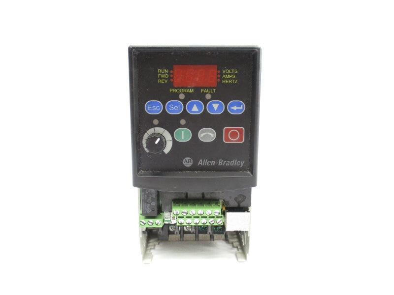 ALLEN BRADLEY 22A-B4P5N104 SER. A F/W 6.01 200-240V 5.2A (AS PICTURED) NSNP