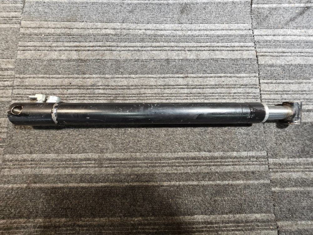 160925 DL Hydraulic Welded Cylinder 1.91" OD x 23" Retracted x 1.25" Rod