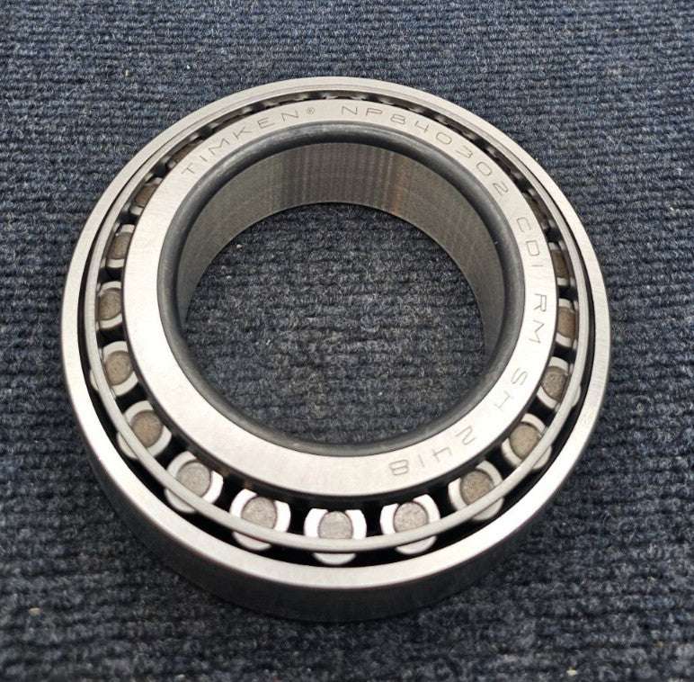 Timken NP840302, NP053874 Tapered Roller Bearing Cone Fits Freightliner M2 106