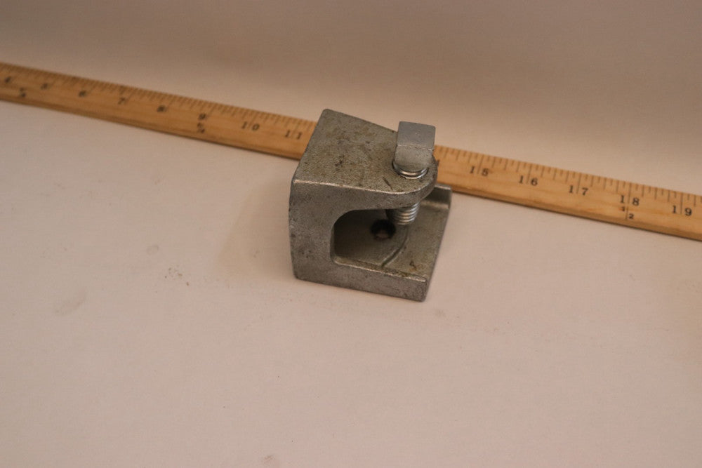 Eaton B-Line Rod Support Beam Clamp B444-1/2-HDG