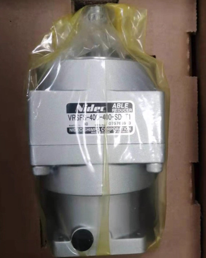 One Brand New ABLE VRSFS-40C-400-SD-T1 Servo Motor Reducer 40:1 400W