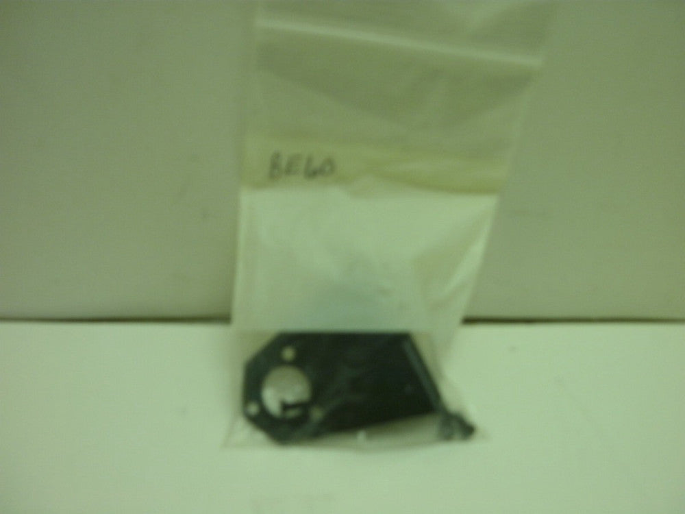 SMC BE60 BRACKET AMC610 (B) COMES WITH 3 SCREWS NEW NO BOX
