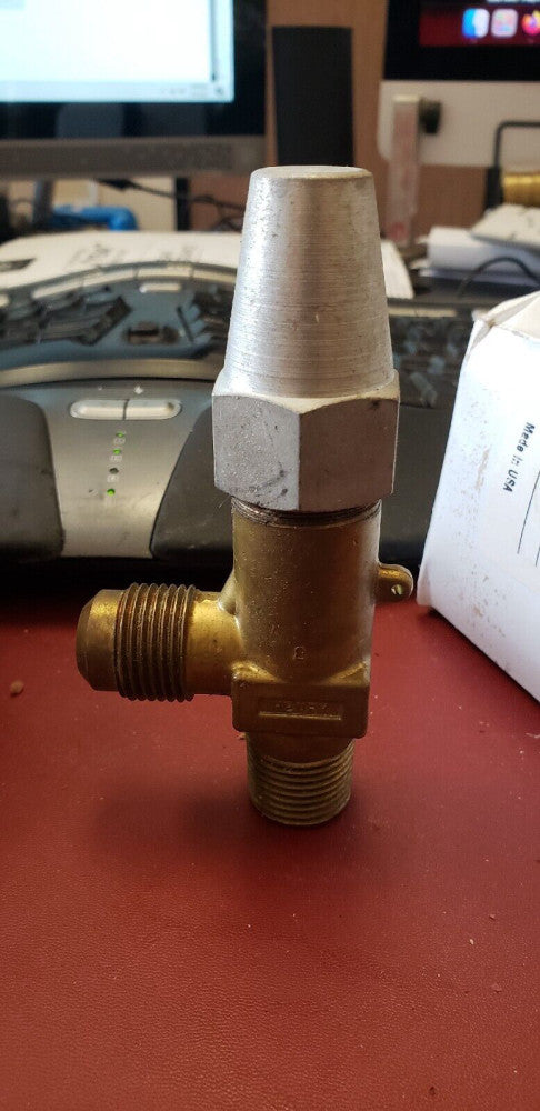 OEM Henry Packed Brass Angle Valves, 1/2" MPT x 5/8" Flare, #7768-B ( G2-3A)