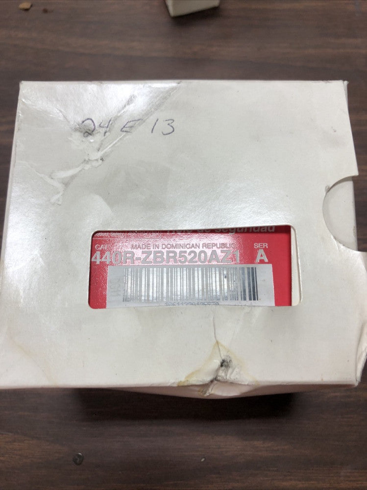 Allen-Bradley 440R-ZBR520AZ1 Guardmaster Safety Relay