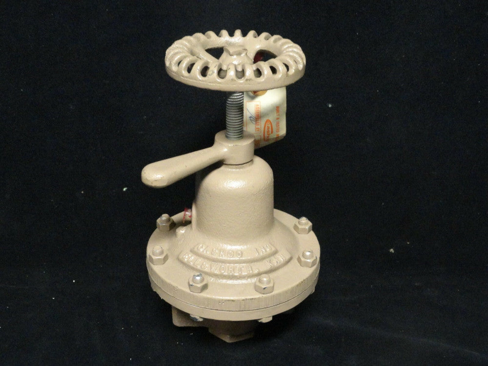CASHCO - MODEL D-3 - PRESSURE REDUCING REGULATOR / NEW NO BOX