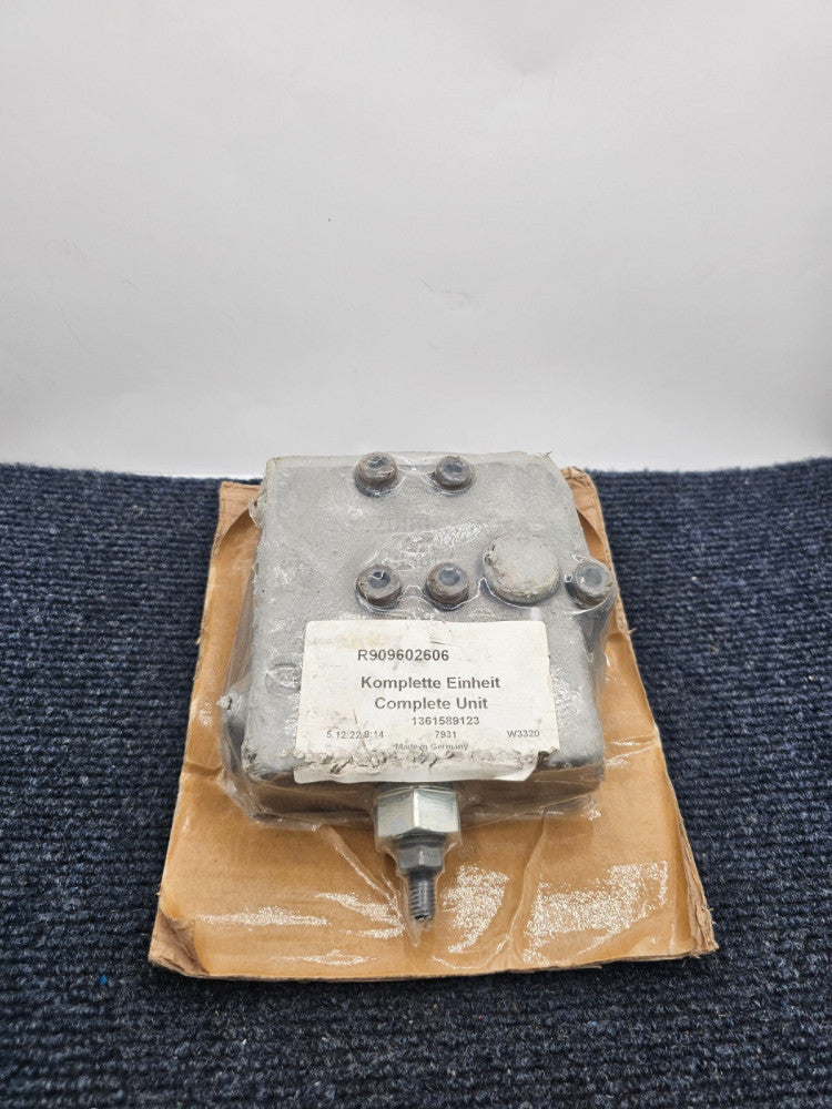 Bosch Reroth R909602606   Regulator  DR 17-20