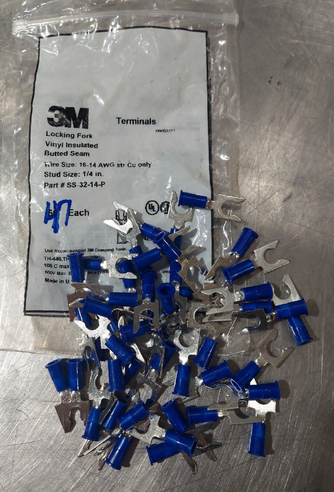 Lot Of 47 - 3M Locking Fork SS-32-14-P    16-14 AWG str Cu only, Stud Size 1/4" 