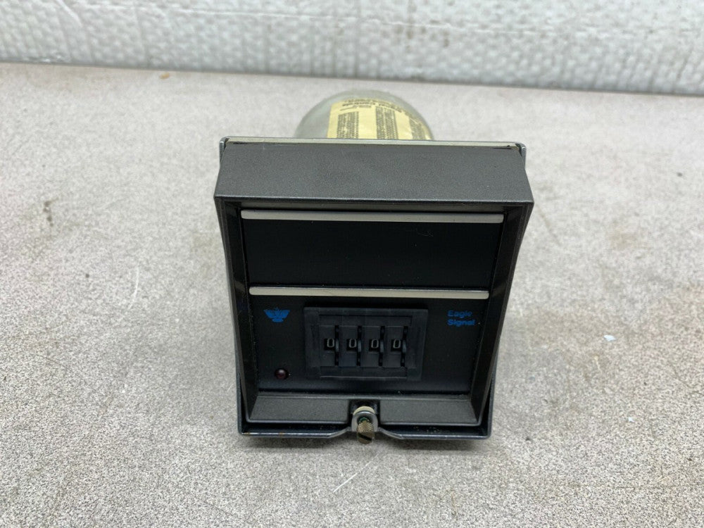 NEW NO BOX EAGLE SIGNAL CONTROLS TIMER COUNTER CT510A6