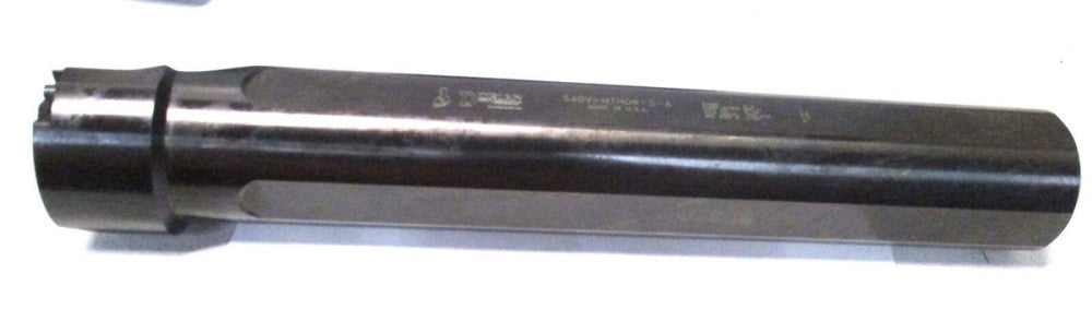 Dorian (73310158370) 2-1/2 TNMA-543 Pin & Clamp RH Internal Threading Toolholder
