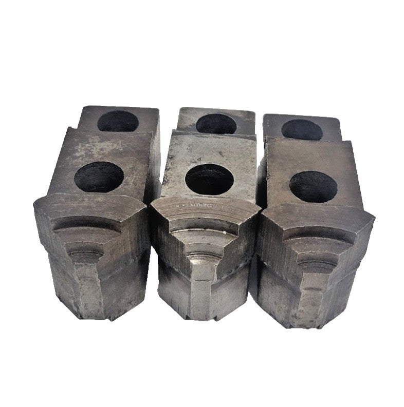 UNBRANDED SET OF LATHE CHUCK JAWS OAD: 4-1/4" X 1-3/4" X 2-1/4" **3 PIECES**