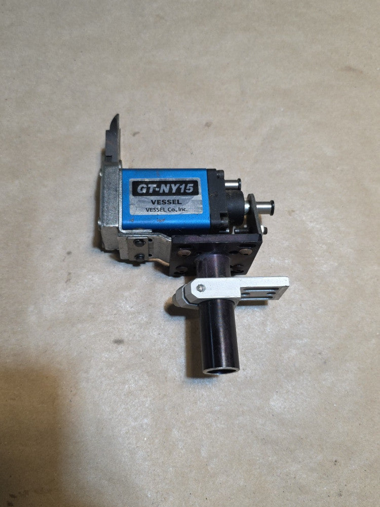 Vessel Co., Inc. Air Nipper Part No. GT-NY15 With Mounting Bracket