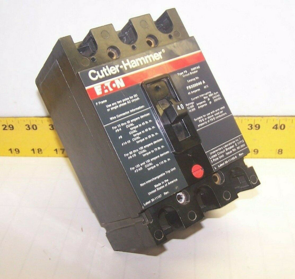 Eaton / Cutler Hammer 40 Amp Circuit Breaker 240 VAC 3 Pole  FS320040 A